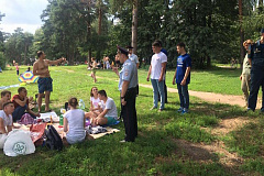 Патрули следят за пожарной безопасностью в парке «Кузьминки»